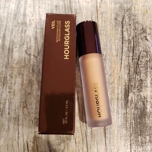 Hourglass Veil Retouching Fluid - Sand